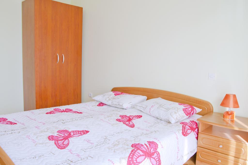Apartments Ruzic Podstrana Exterior photo